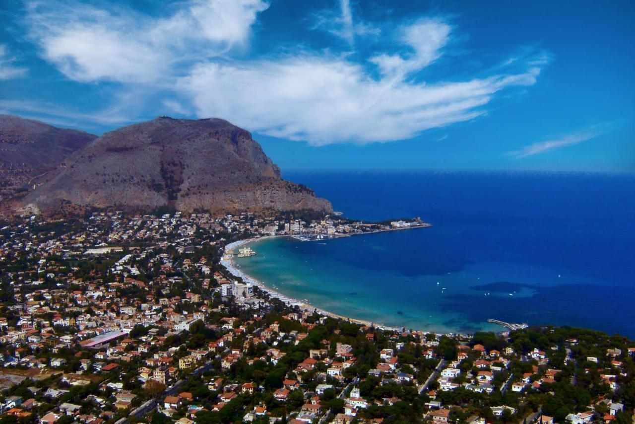 Casta Diva Luxury Apartments Palermo Exteriér fotografie